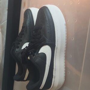 Women's Nike sneakers